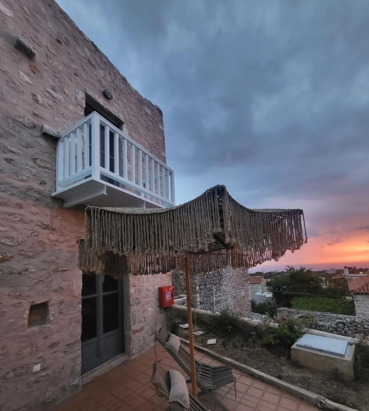 Balcony&Tower Appartement Areopoli Buitenkant foto