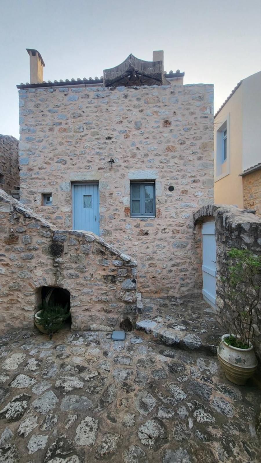 Balcony&Tower Appartement Areopoli Buitenkant foto